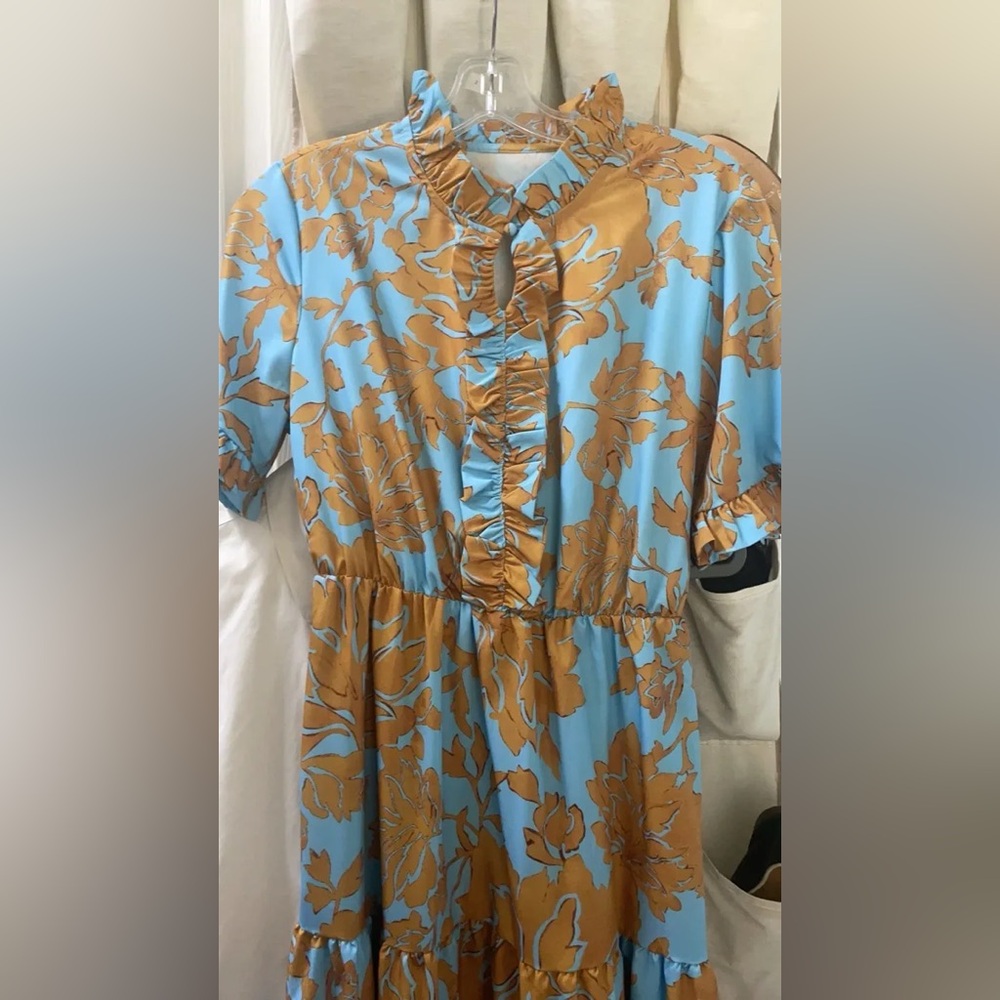 NEW - Floral Ruffle Maxi Dress‎ in Blue and Gold - Picture 8 of 9